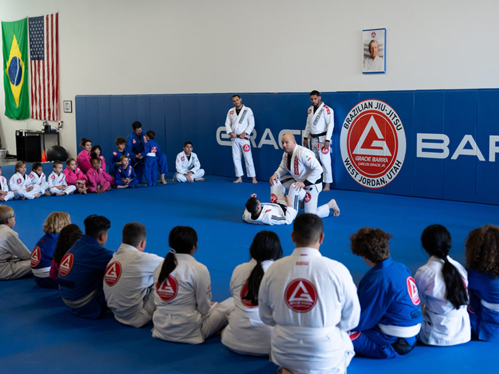 Prof. Rodrigo from GB teaching a BJJ seminar at Gracie Barra West Jordan